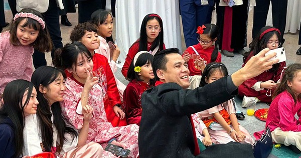 Vietnamese celebrate Tet abroad