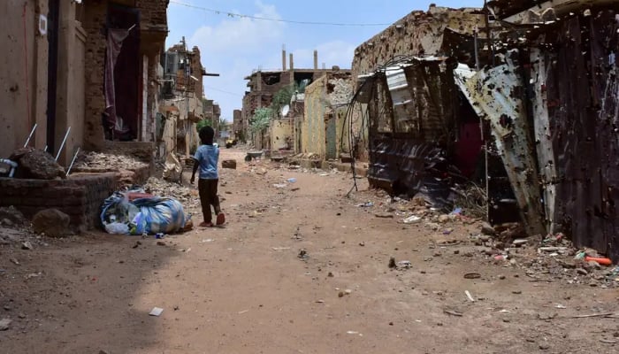 Plane crashes in South Sudan, 18 people killed