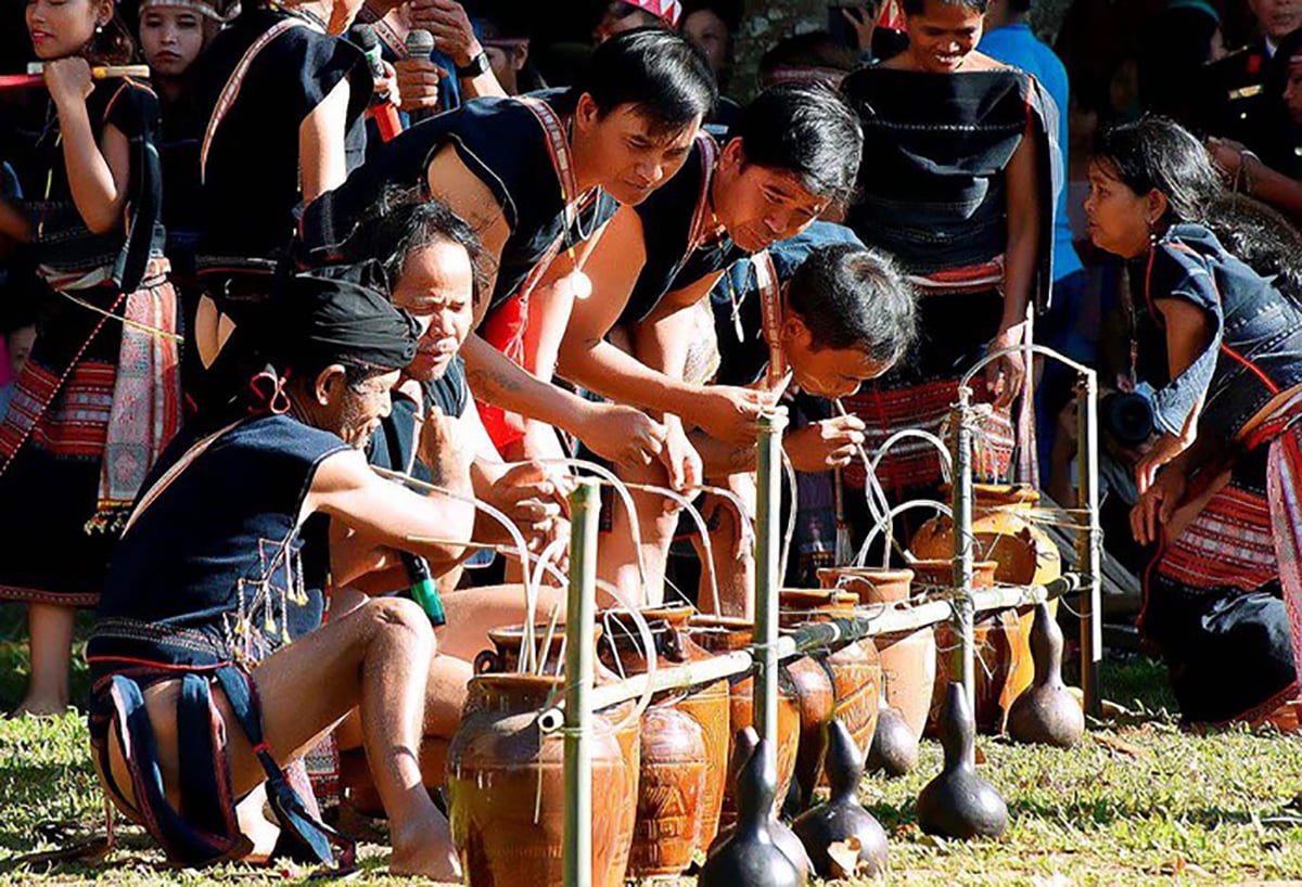 タイグエンの女性の新年初日、美しく伝統的な文化、写真1