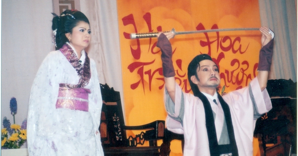 Anecdotes about "Ha Trieu, Hoa Phuong" through Tet plays