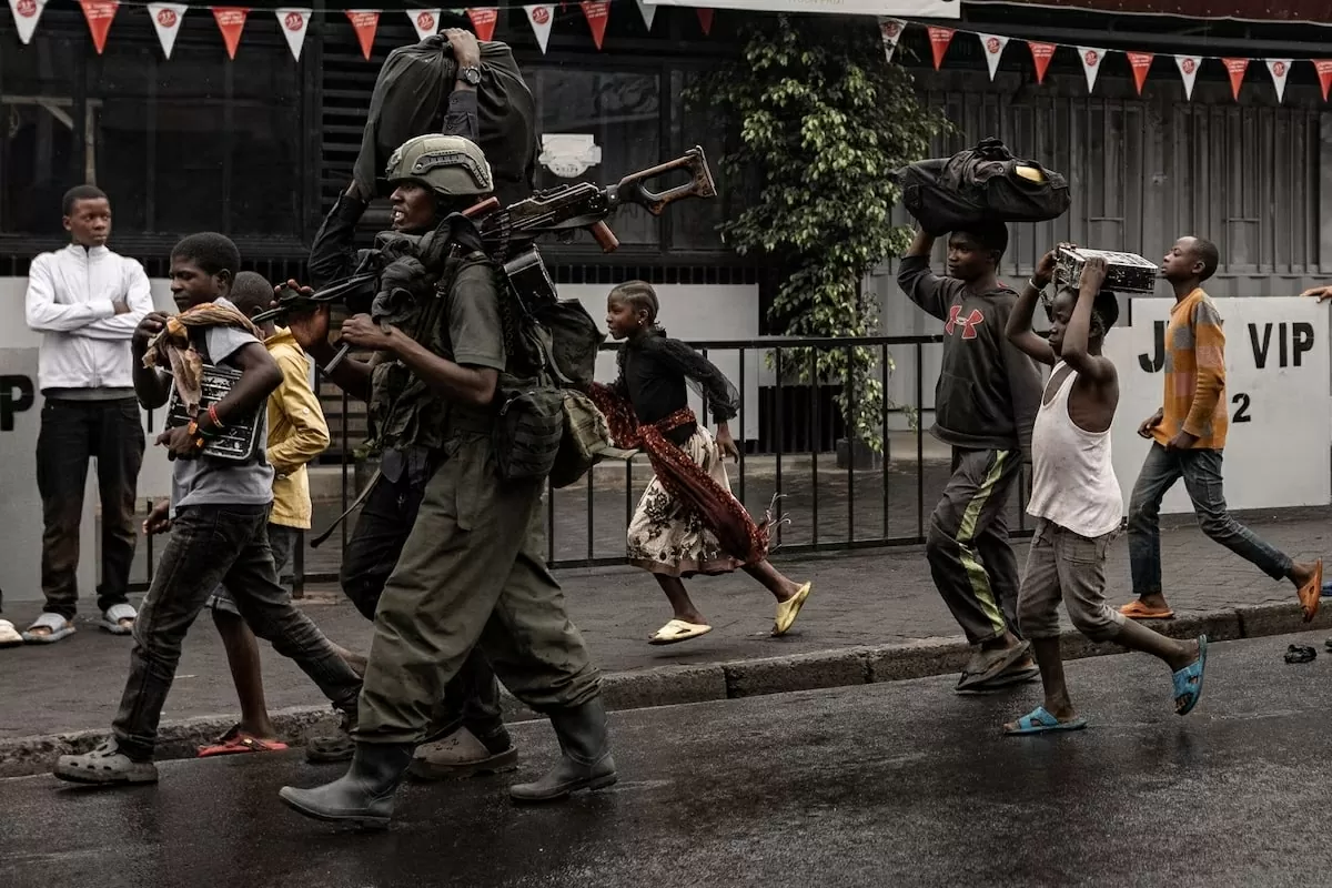 Nhóm vũ trang M23 và quân đội Rwanda đã chiếm được sân bay và phần lớn khu trung tâm cùng các khu dân cư kể từ khi tiến vào thành phố Goma. (Nguồn: The Washington Post)