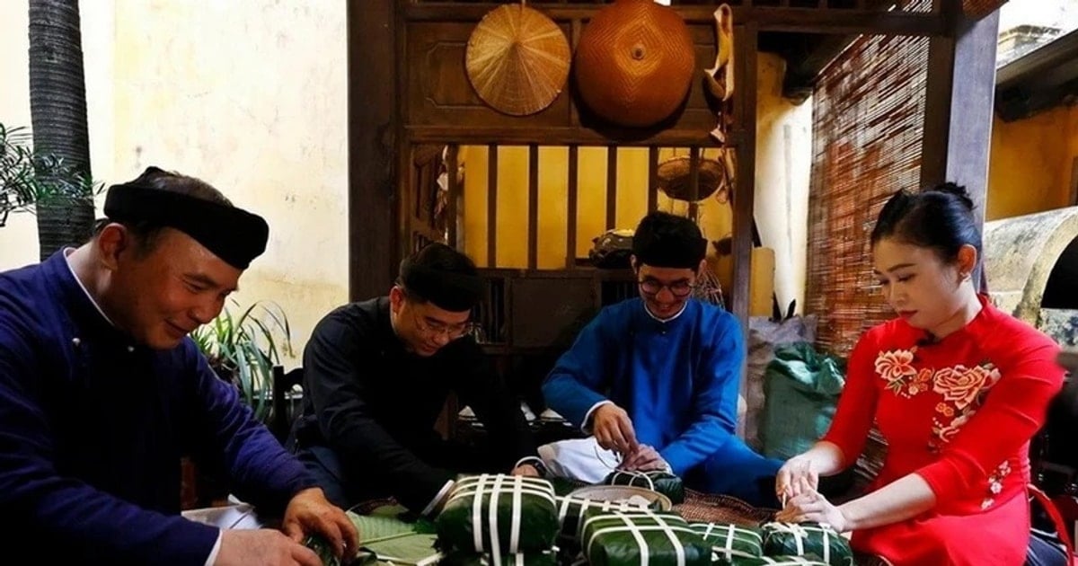 Unique traditional cakes during the traditional Tet holiday of the three regions