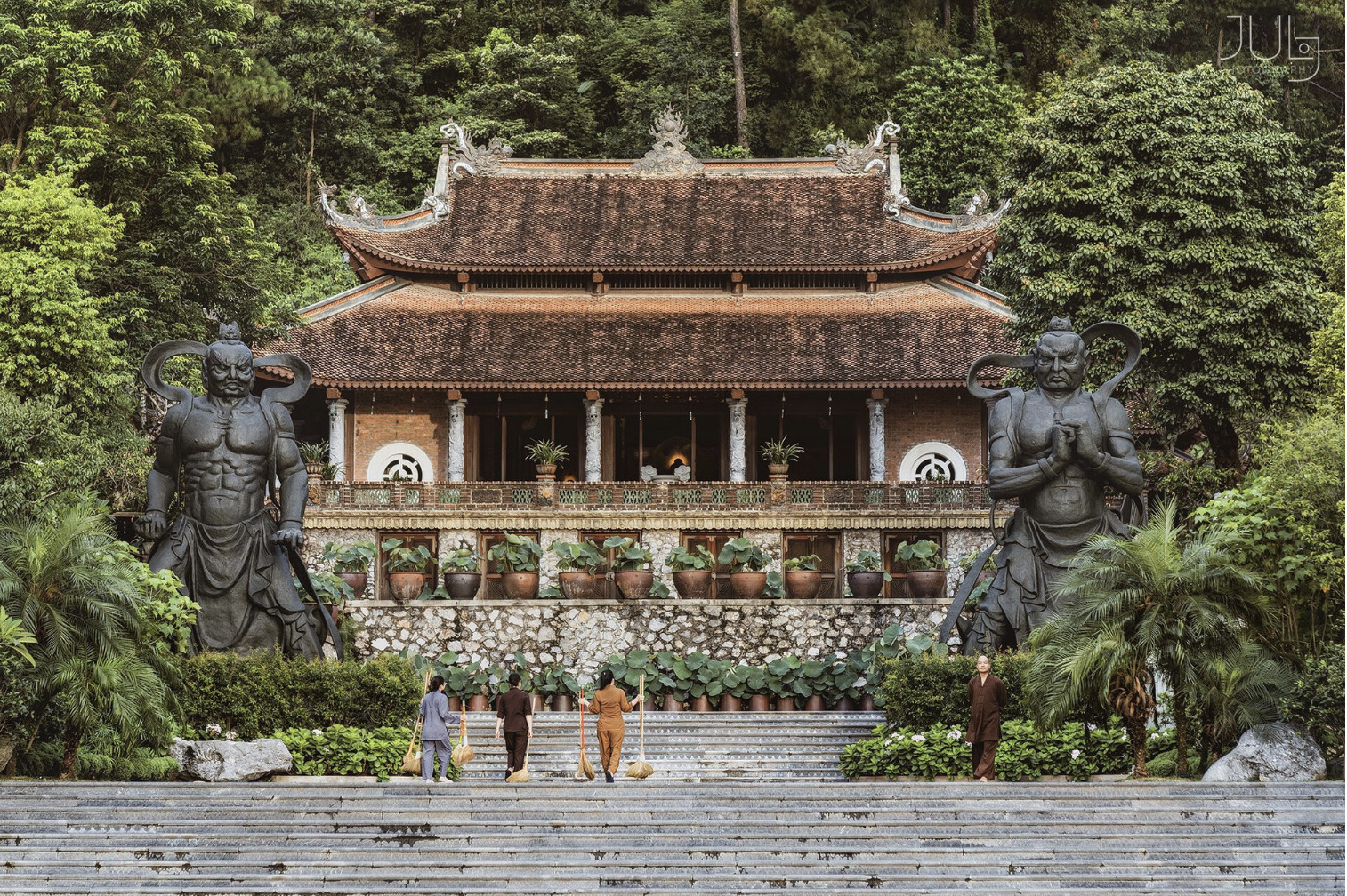 Les temples les plus sacrés attirant les touristes début 2025, photo 1