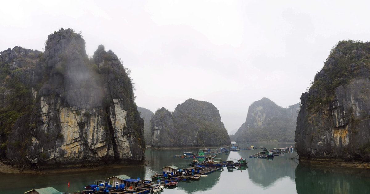 Tranquilo Tet en un pueblo pesquero de la bahía de Ha Long