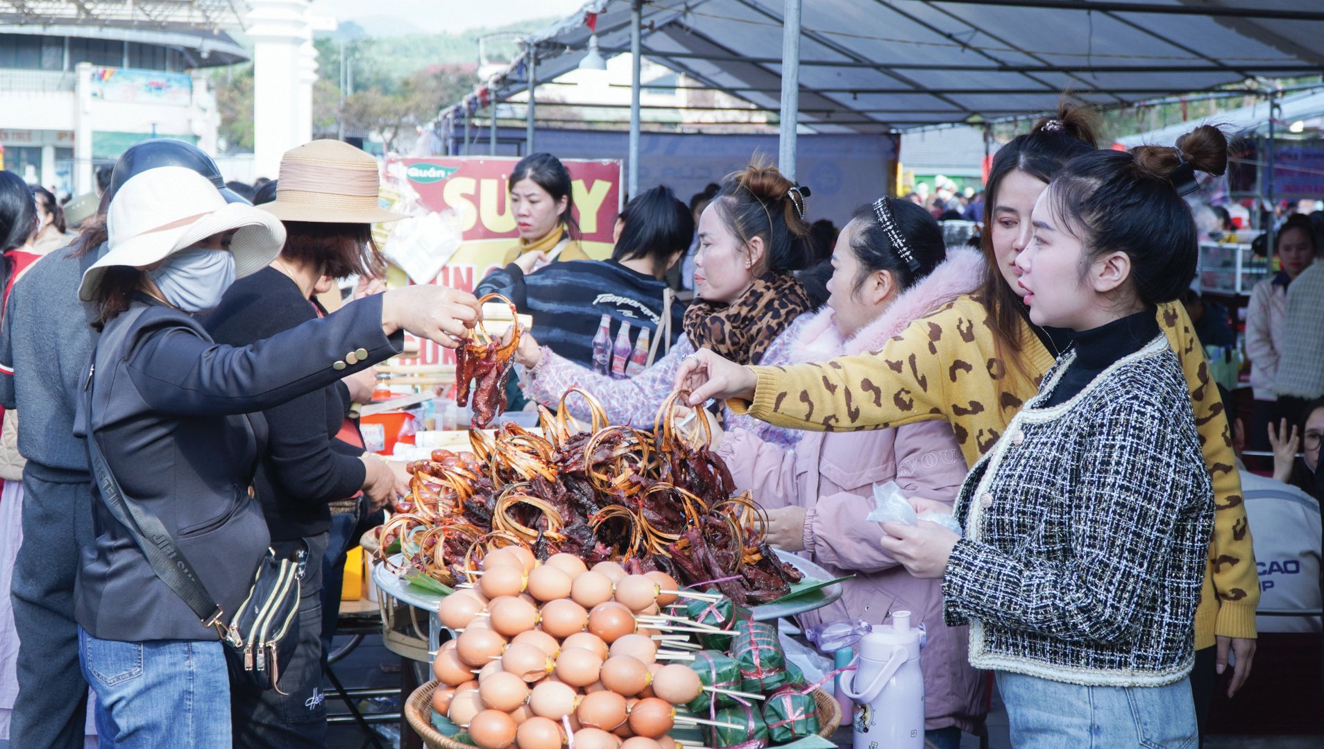 Độc đáo ẩm thực Lào