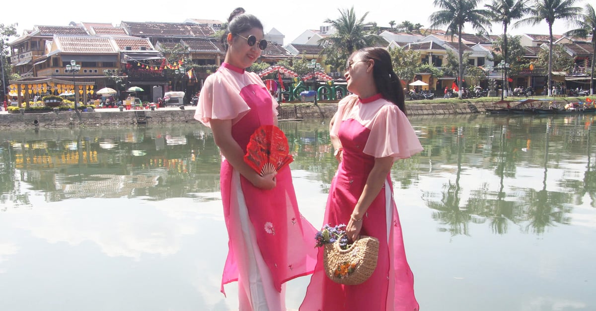 With beautiful weather, Quang Nam welcomes 255,000 visitors and stayers during Tet