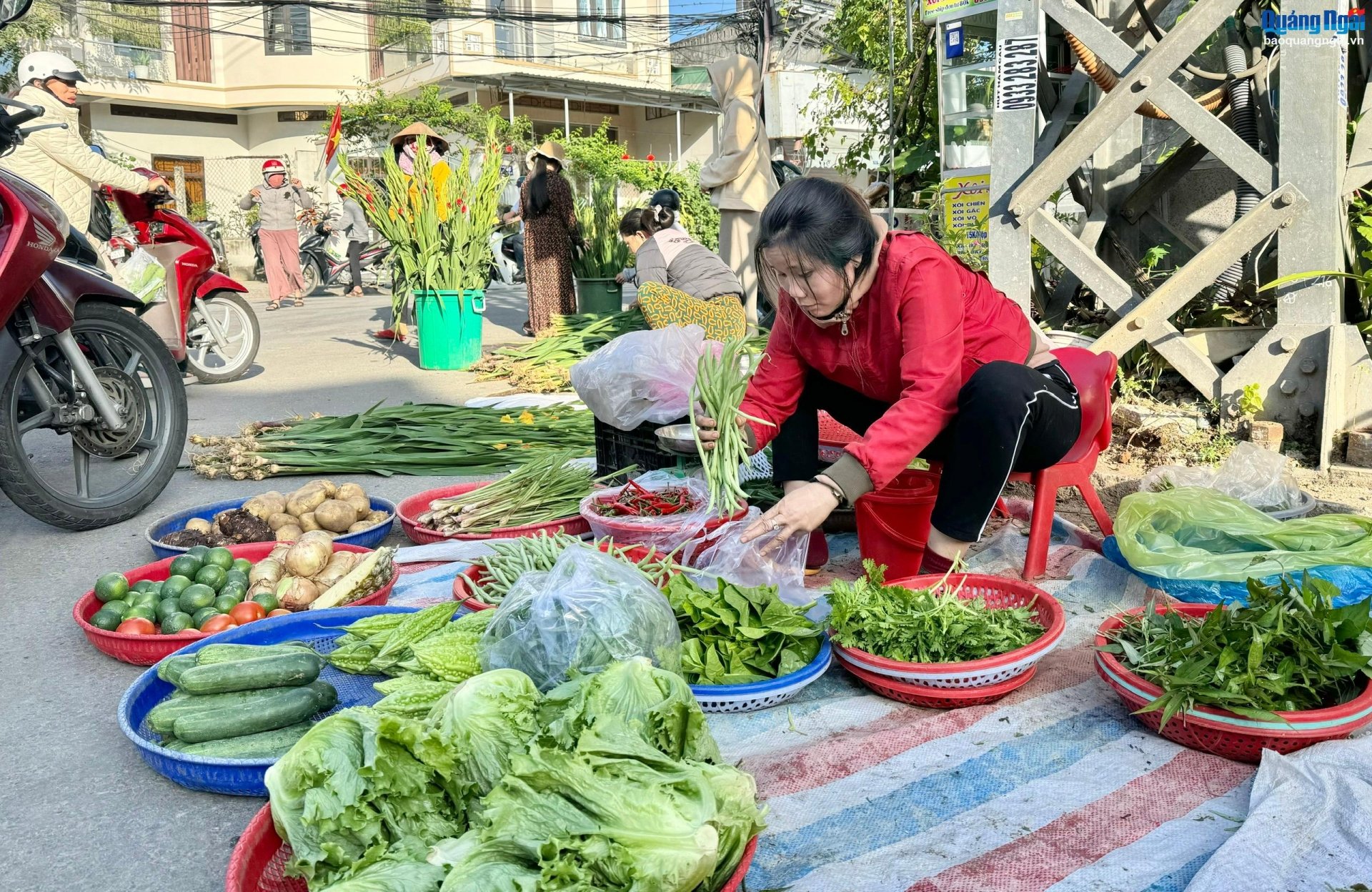 Phần lớn các chợ truyền thống đã mở cửa trở lại.