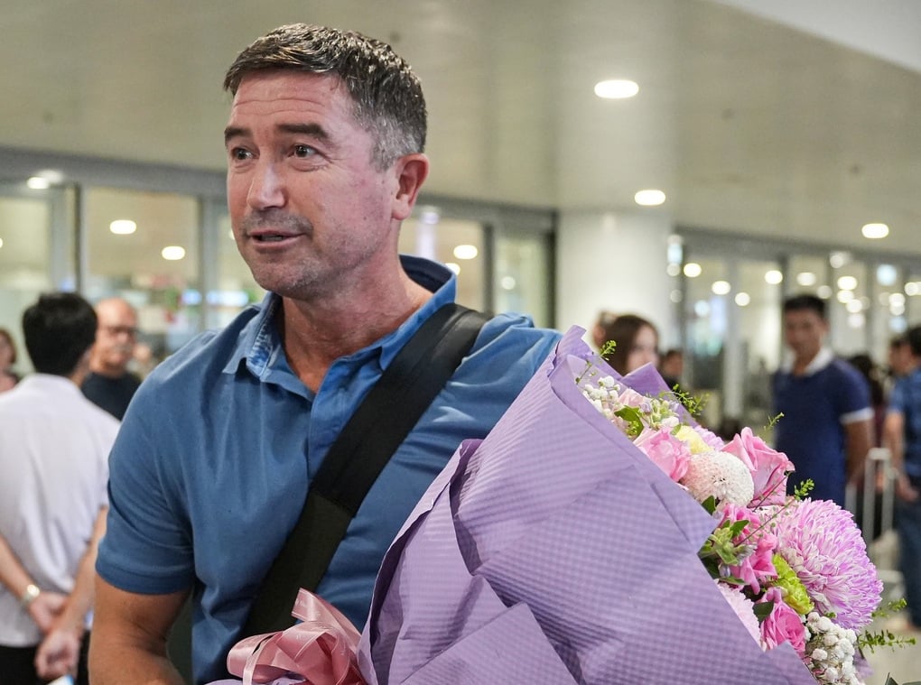 HLV Harry Kewell tuyên bố đanh thép ngay sau khi đặt chân tới Việt Nam - 1