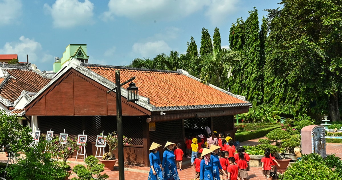 Bảo tàng Hồ Chí Minh - Chi nhánh Bình Thuận đón gần 1.500 đoàn đến dâng hương viếng Bác