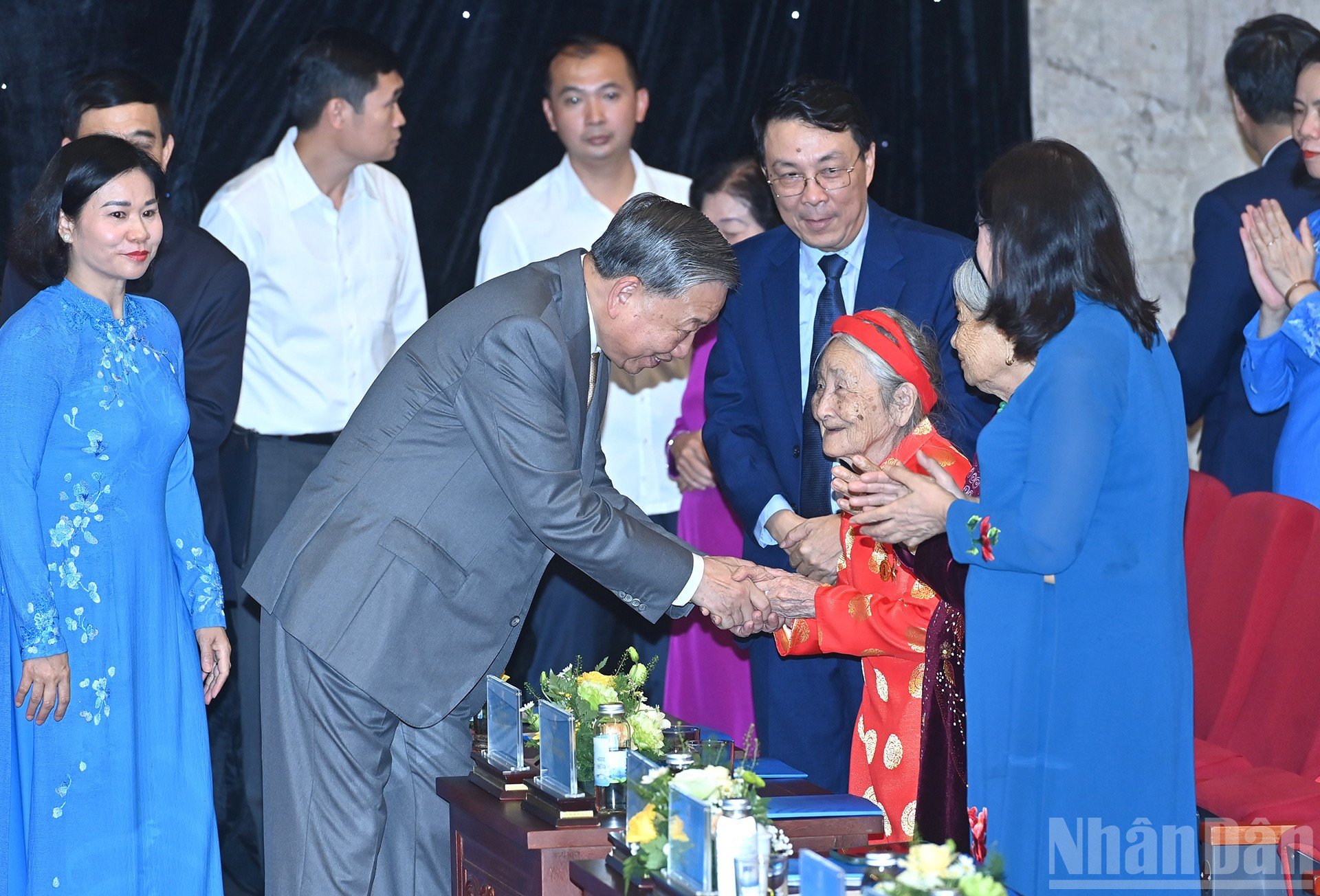 ndo_br_a6-bnd-0735.jpg