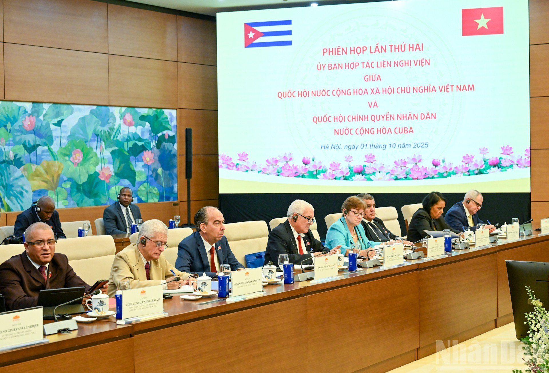 ndo_br_4-7946.jpg
