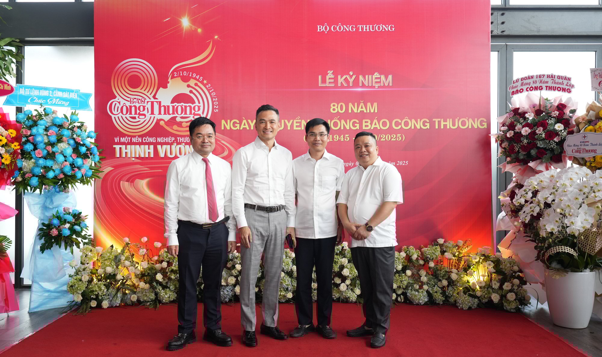 កាសែត Cong Thuong បានប្រារព្ធពិធីរំលឹកខួបលើកទី 80 នៃទិវាប្រពៃណីនៅទីក្រុងហូជីមិញ - 5