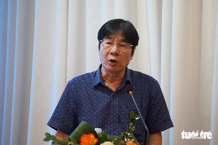 nhà văn - Ảnh 2.