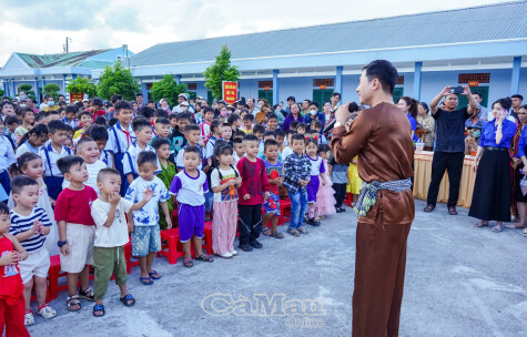 Ðêm hội yêu thương nơi biên cương