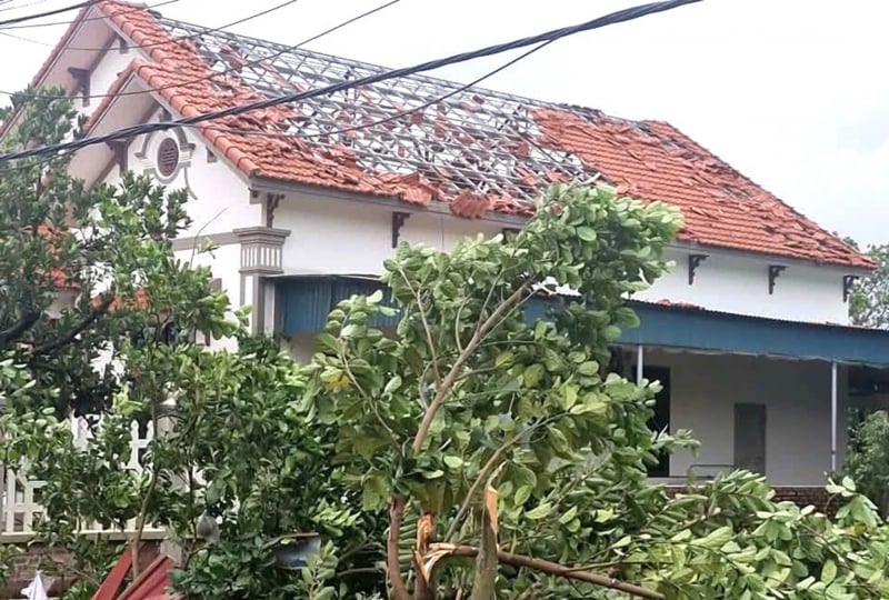In Hai Phong ist erneut ein Tornado aufgetaucht, viele Häuser wurden beschädigt -0