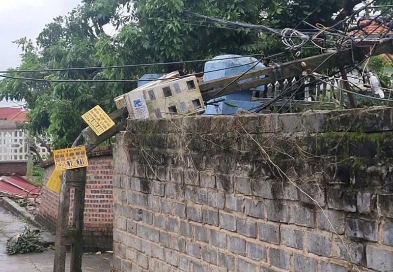 In Hai Phong ist erneut ein Tornado aufgetaucht, viele Häuser wurden beschädigt -0