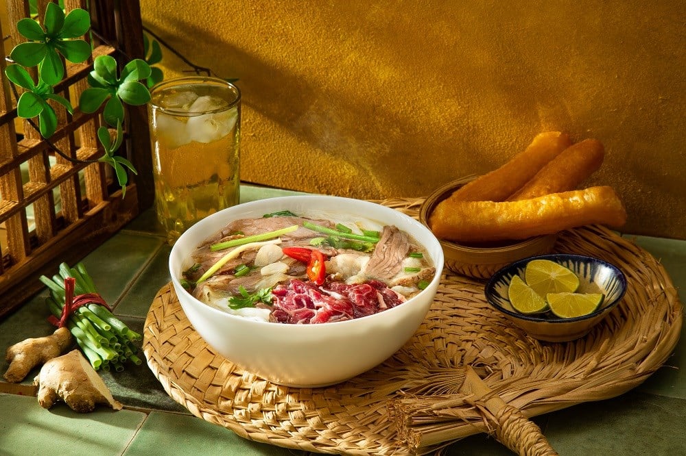 ពី​តូប​លក់​ដូរ​តាម​ផ្លូវ​ទៅ​ហាង​យីហោ​អាយុ ៧០ ឆ្នាំ - រូបថត ៤
