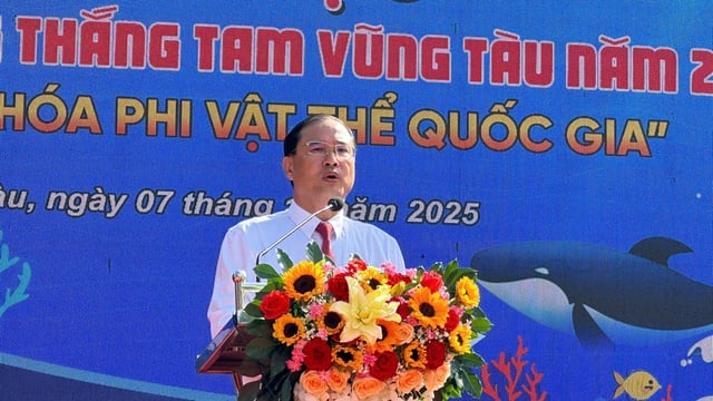 Hàng ngàn người dân, du khách dự Lễ hội Nghinh Ông Thắng Tam Vũng Tàu năm 2025 - Ảnh 1.