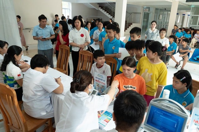 Chung tay vì sức khỏe trẻ em Việt Nam - Ảnh 2.