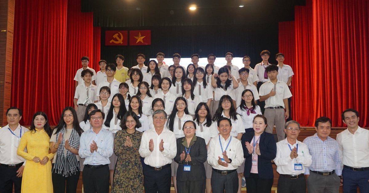 Lần đầu tiên TP.HCM bồi dưỡng đội dự tuyển học sinh giỏi quốc gia tại Vũng Tàu