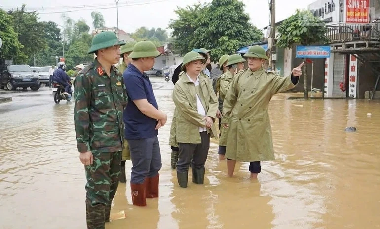 Bac Khe hydroelectric dam broke, Tan Tien commune, Lang Son province