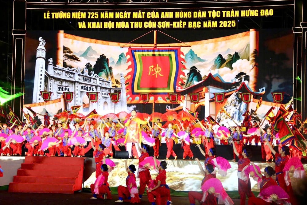 Postponing the 725th anniversary of the death of National Hero Tran Hung Dao and the 2025 Con Son - Kiep Bac Autumn Festival - photo 1