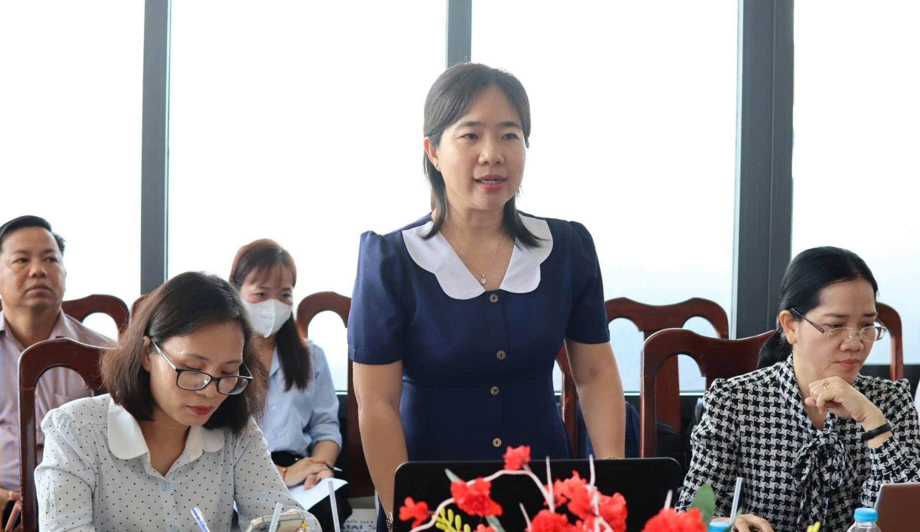 អង់គ្លេស៖ ព័ត៌មាន