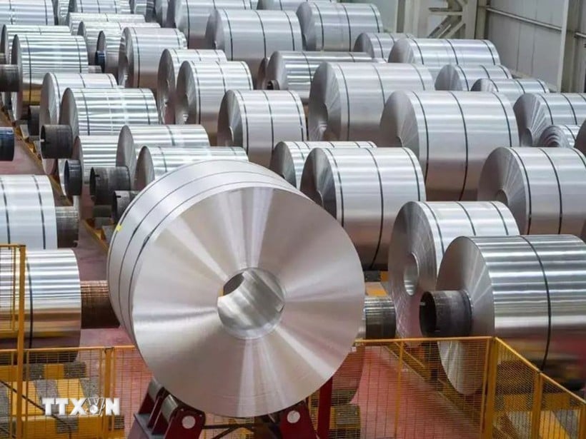 日本の鉄鋼メーカー、日本製鉄の完成した鉄鋼製品。（写真：ロイター/VNA）
