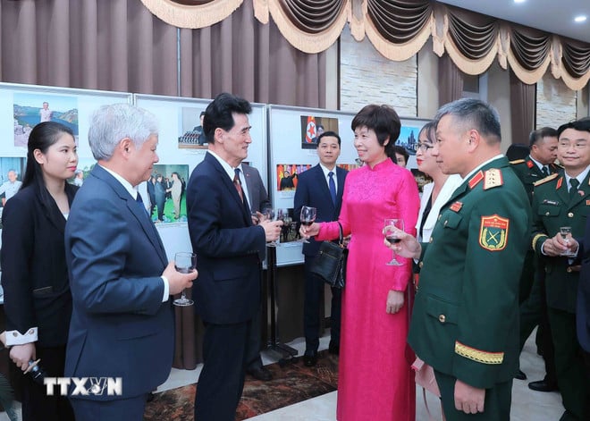 ttxvn-tong-bi-thu-to-lam-du-le-ky-niem-95-nam-thanh-lap-hoi-lien-hiep-phu-nu-viet-nam-0210-2.jpg