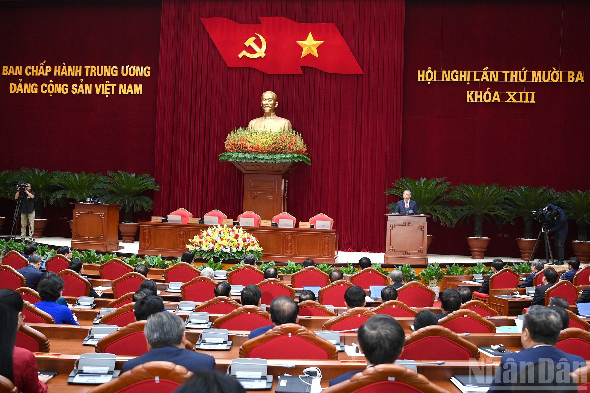 ndo_br_a1-bnd-2416.jpg