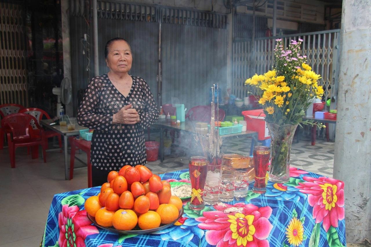 nghinhong8.10.jpg