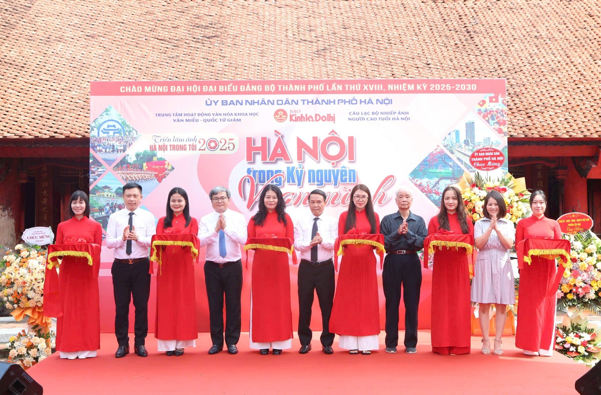 ha-noi-trong-toi-khai-mac.jpg