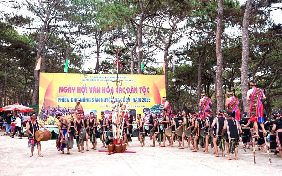 doi-cong-chieng.jpg