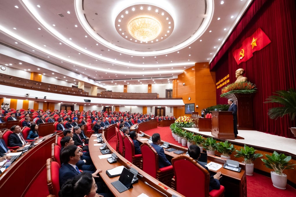 Nội dung ngày làm việc cuối cùng của Hội nghị Trung ương 13 - 1