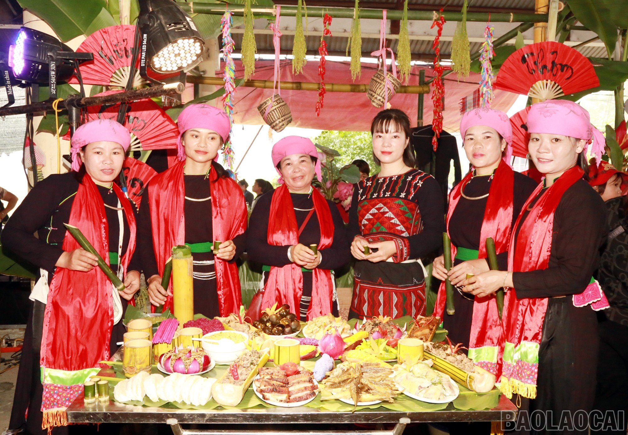 Com Festival "Huong Com Hop Thanh" pada tahun 2025.