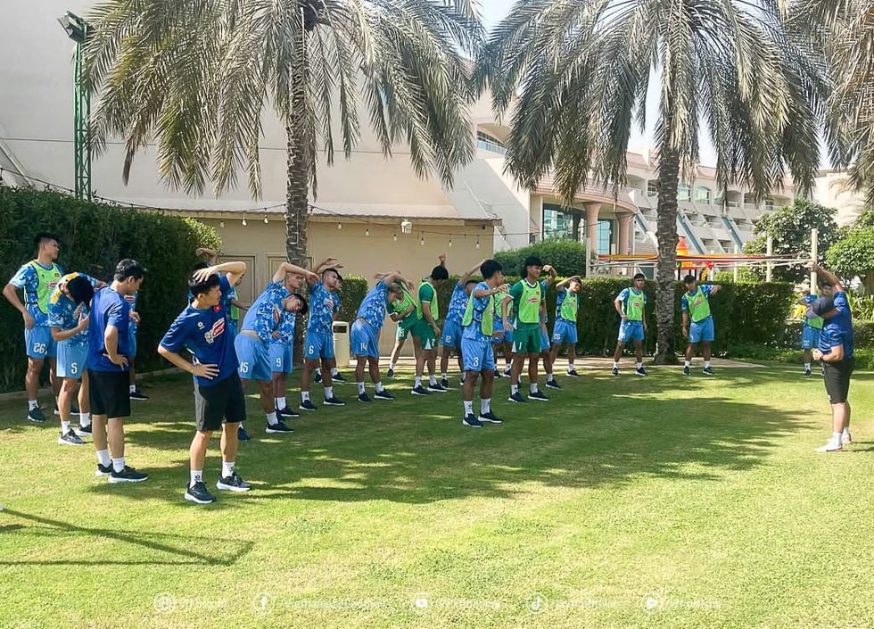 Đã rõ lý do HLV Kim Sang-sik tạm không dẫn dắt U.23 Việt Nam, ai lo nhân sự đấu Qatar?- Ảnh 1.