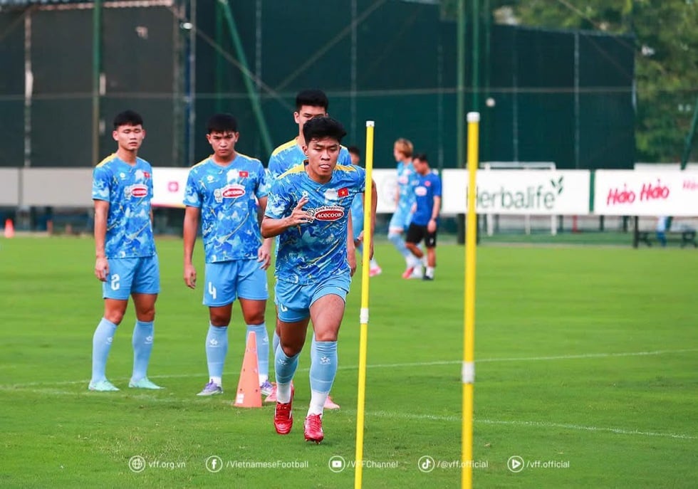 Lịch thi đấu U.23 Việt Nam mới nhất: Chạm trán Qatar giờ cực muộn, không đài nào phát sóng- Ảnh 3.