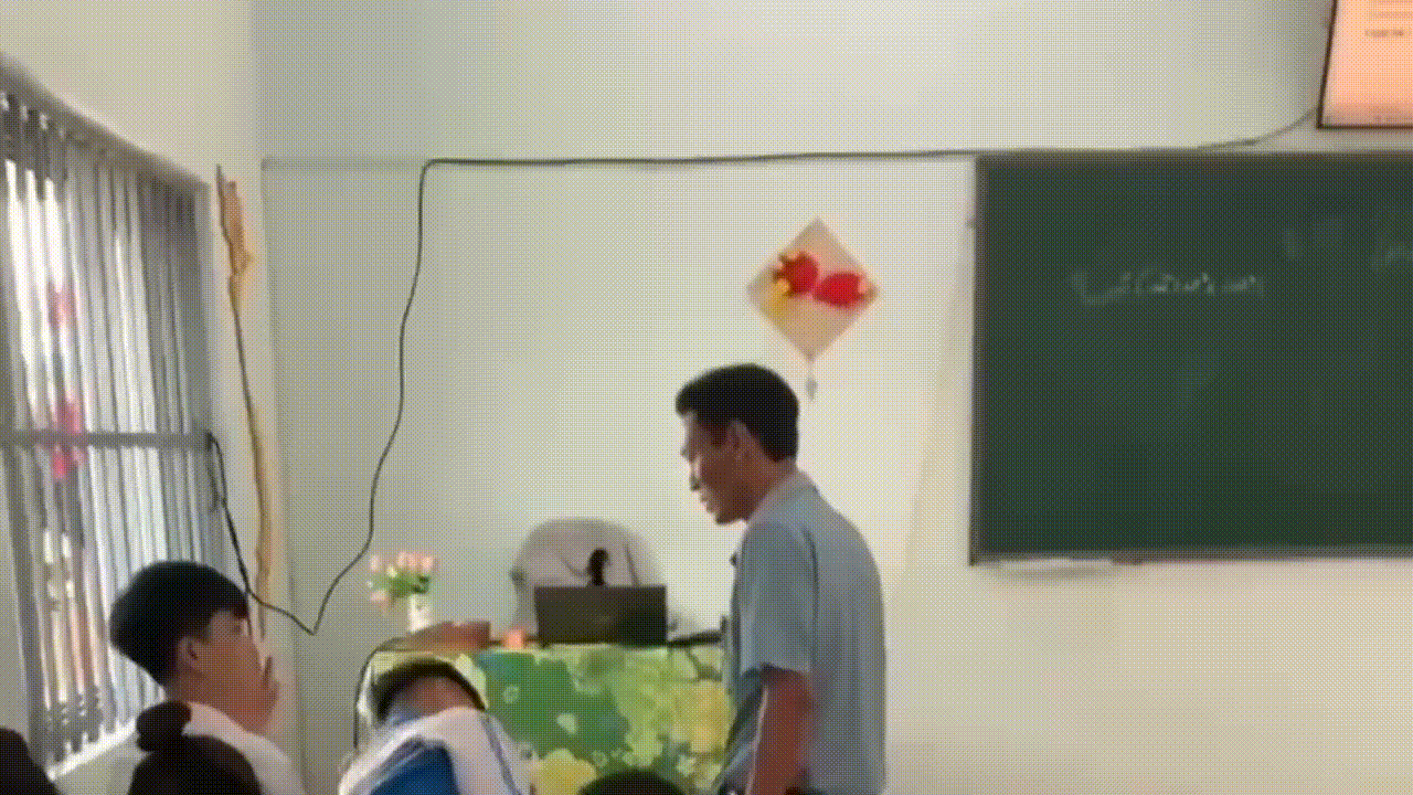7091012410872.gif