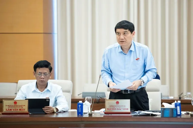 VINH.jpg