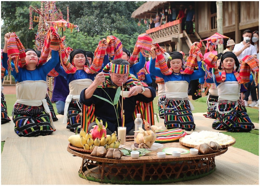 タンホア省のタイ人のチャムン祭りが国家無形文化遺産に認定されました - 写真1