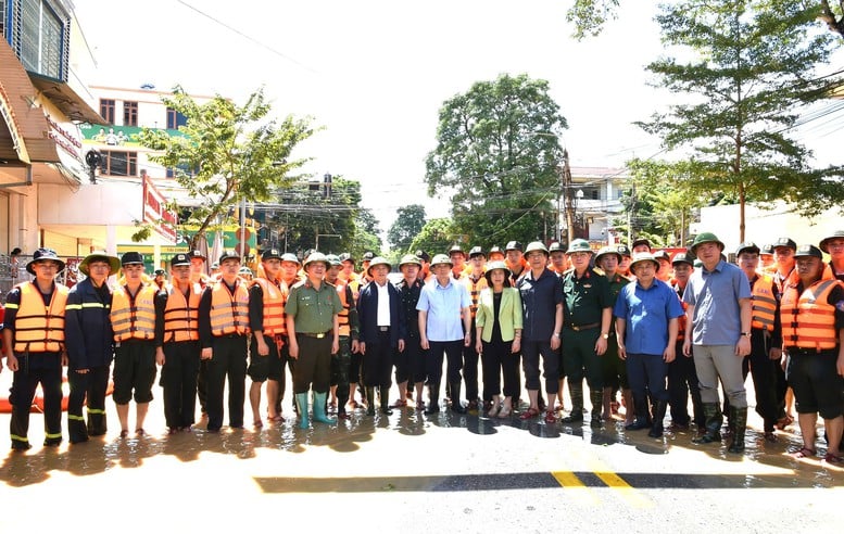 Phó Thủ tướng Hồ Đức Phớc kiểm tra công tác ứng phó, khắc phục hậu quả mưa lũ tại Lạng Sơn- Ảnh 7.