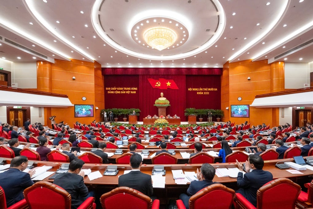 Những nội dung quan trọng về nhân sự tại Hội nghị Trung ương 13 - 1