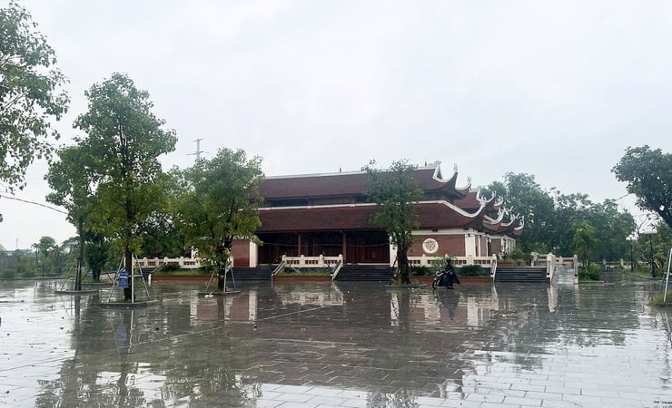 Trang trọng Lễ dâng hương tưởng nhớ Anh hùng dân tộc Nguyễn Trãi tại xã Thường Tín- Ảnh 2.