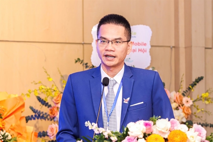 8-ong-do-viet-hung.jpg