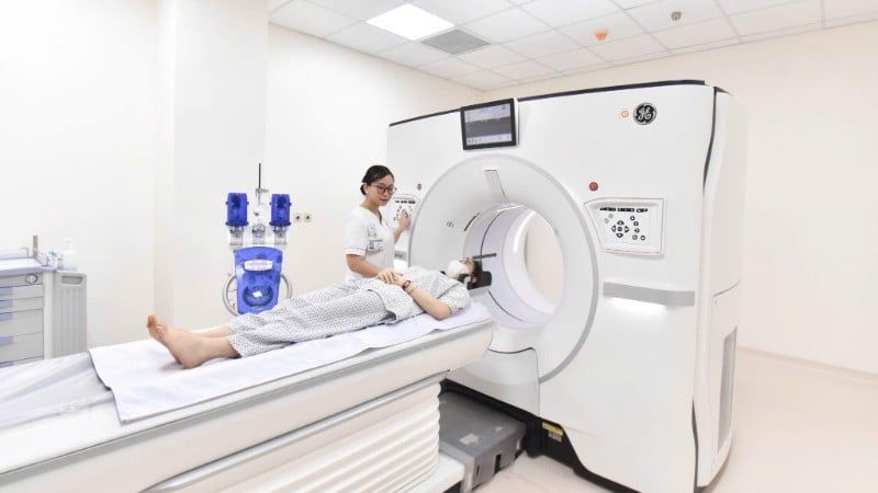 Das Militärkrankenhaus 175 ist mit einem Revolution 512-Schicht-CT-Scanner ausgestattet.