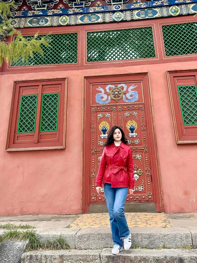 តើឈុតរបស់ពិធីករ Minh Trang នៅទូរទស្សន៍ខុសពីជីវិតពិតយ៉ាងណា? - រូបថត 14 ។ BTV Minh Trang diện trang phục trên truyền hình và đời thực khác nhau ra sao? - Ảnh 14.