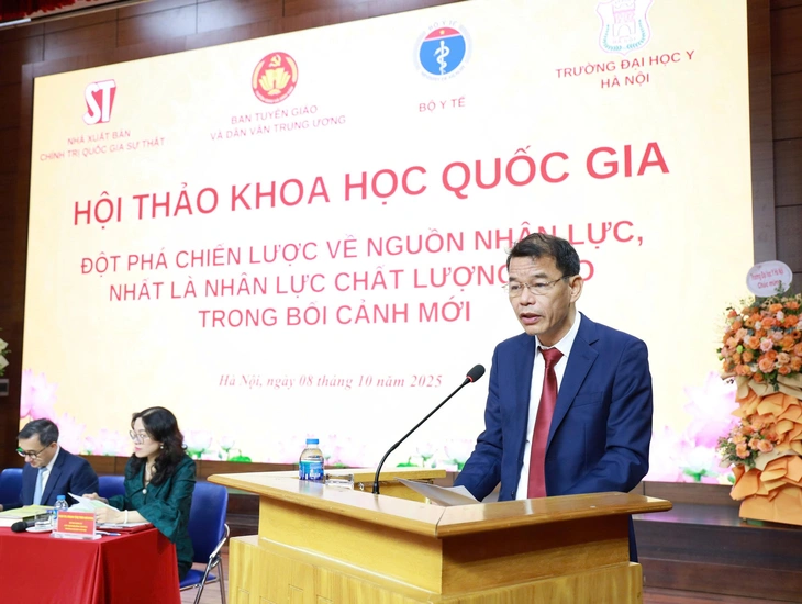 Phải làm sao để người giỏi chuyên môn không phấn đấu làm quan, đất nước có 100 Phạm Nhật Vượng - Ảnh 1. Để người giỏi chuyên môn không chỉ phấn đấu làm quan chức, đất nước có 100 ông Phạm Nhật Vượng - Ảnh 1.