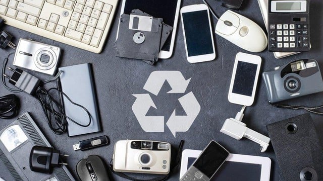 Những thiết bị có thể hối tiếc sau khi vứt bỏ - Ảnh 1.
