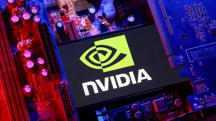 Un chip de Nvidia en una placa de circuito. (Fuente: Reuters)