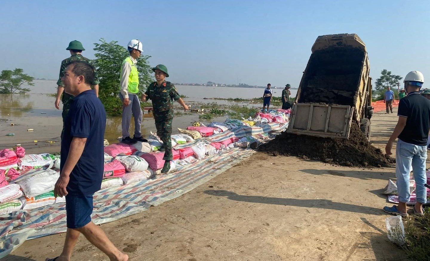 a382.de-yen-phong.jpg